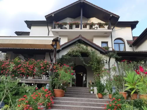 Ziua Internationala a Muncii 2026 in Curtea de Arges Pensiunea Casa Domneasca Ziua Internationala a Muncii 2026 in Curtea de Arges Pensiunea Casa Domneasca