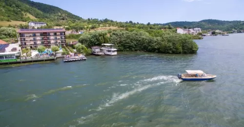 Sarbatori de Pasti 2026 Eselnita Pensiunea Danubia Sarbatori de Pasti 2026 Eselnita Pensiunea Danubia